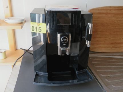 1 Kaffeevollautomat Fabr. Jura Typ