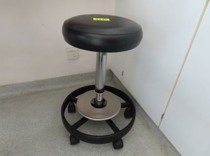 1 Arbeits-Rollhocker Fabr. Schmitz Leder