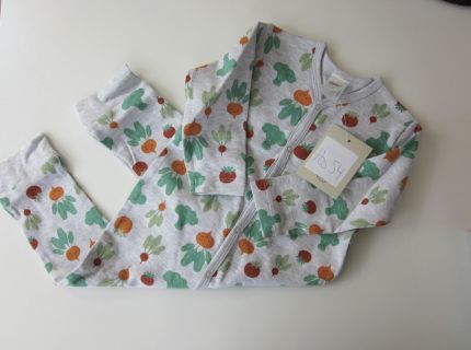 1 Body grau mit Gemüse-Muster