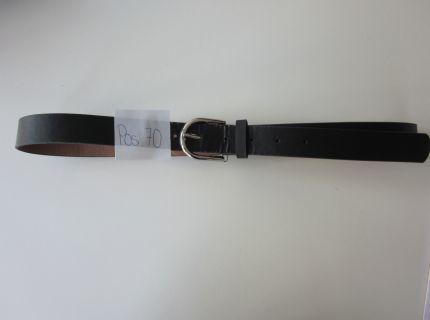 1 Gürtel schwarz mit silbernen