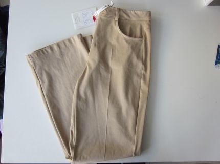 1 Hose creme gerade geschnitten