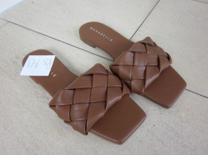 1 Sandalen braun geflochten Größe: