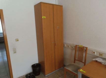 1 Wandschrank ca. 1 m