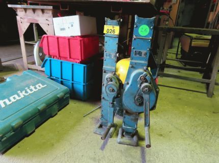 2 Hubwinden Fabr. Pfaff 1