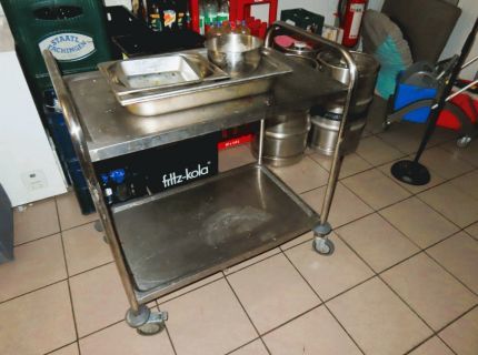1 Edelstahl-Servierwagen 2-etagig verschmutzt