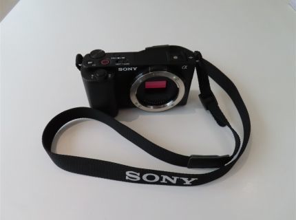 1 Systemkamera Fabr. Sony Typ