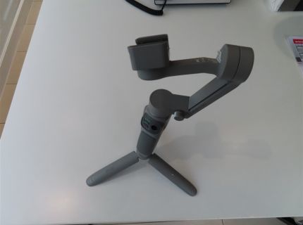 1 Smartphone Gimbal Fabr. Zhiyun