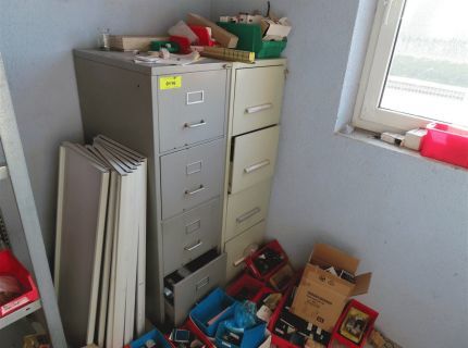 2 Hängeregistraturschrank Metall silber und