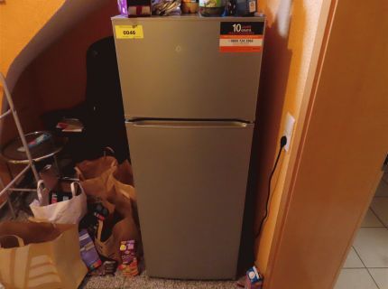 1 Kühl-Gefrier-Kombination Fabr.: Bauknecht