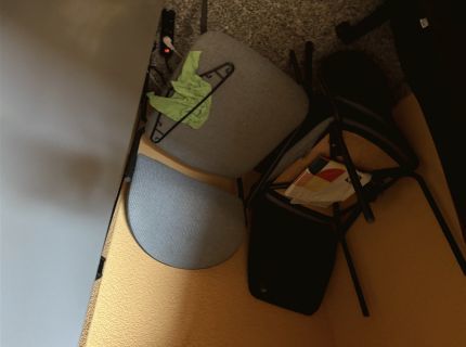 1 Posten Gästestühle bestehend aus