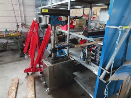 1 Tischbohrmaschine Fabr.: Güde Typ: