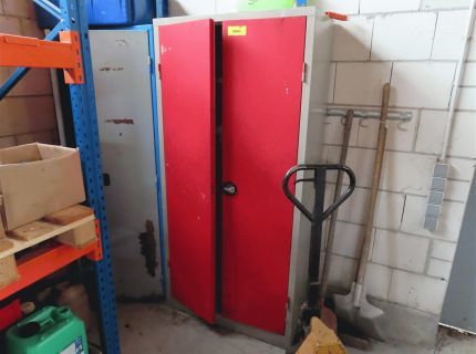 2 Metalllagerschrank ca. 2m Doppelflügeltür