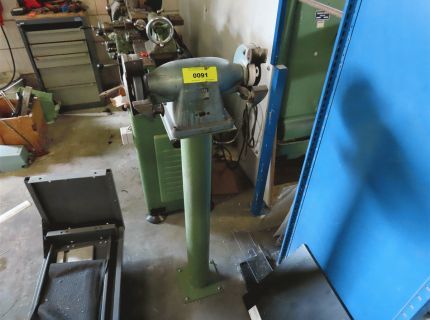 1 Doppel-Schleifbock Fabr.: Lorch auf