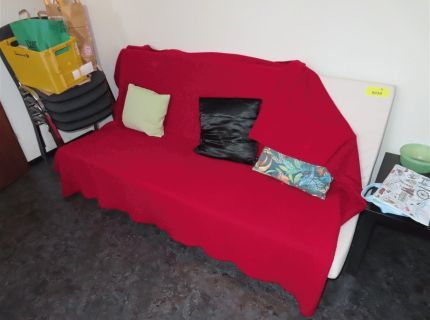 1 3-Sitzer-Sofa