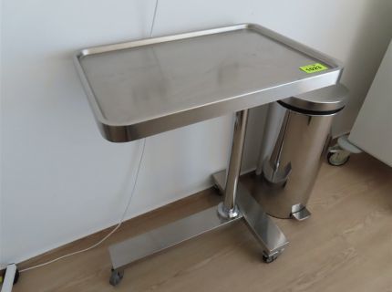 1 Gerätewagen/Instrumentent... Edelstahl höhenverstellbar ca.
