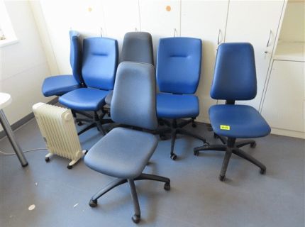 6 Bürodrehstühle Stoff- und Lederbezug