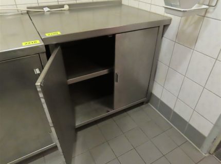 1 Arbeitsschrank Edelstahl 2-türig ca.