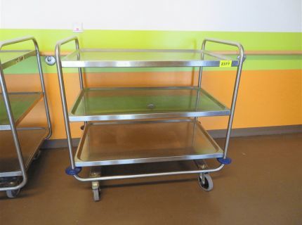 1 Edelstahl-Servicewagen 3-etagig - HG/4A/4.Et./Flur