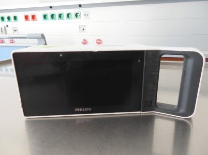 1 tragbarer Patientenmonitor Fabr. Philips