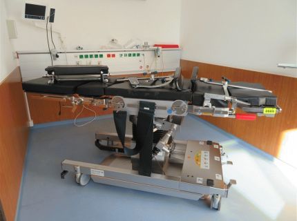 1 OP-Tisch-Transporter Fabr. Getinge Typ