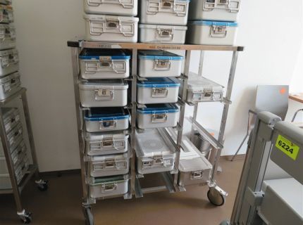 1 Sterilcontainer-Regalwage... 1 x Fabr.