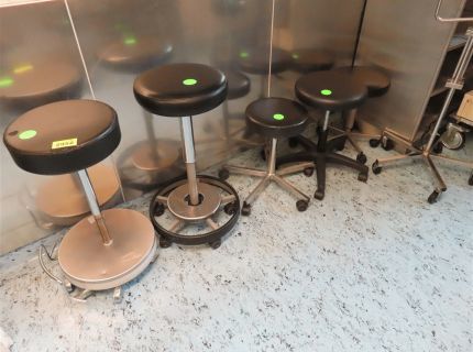 5 Arbeits-Rollhocker Fabr. Schmitz und