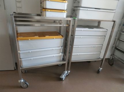 2 Sterilgutwagen 1 x Fabr.