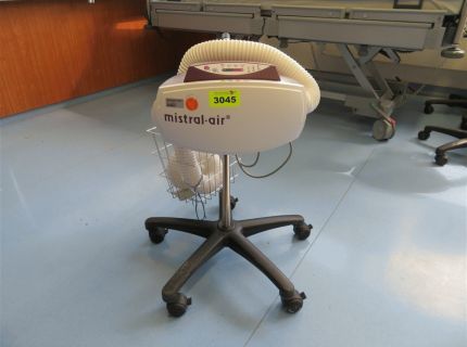 1 Patientenwärmer Fabr. Mistral Air