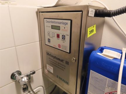 1 Desinfektionsmittel-Dosie... Fabr. Braun Typ