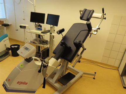 1 Ergometrie-Station bestehend aus: 1