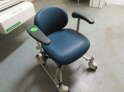 1 Röntgenstuhl Kunstleder blau nähere