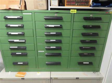 1 Schubladenschrank Metall grün -
