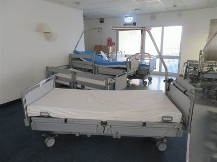 1 Pflegebett Fabr. Stiegelmeyer Typ