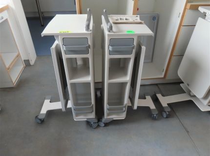 2 Nachttische Fabr. Stiegelmeyer Typ