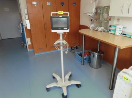 1 Patientenmonitor Fabr. Philips Typ