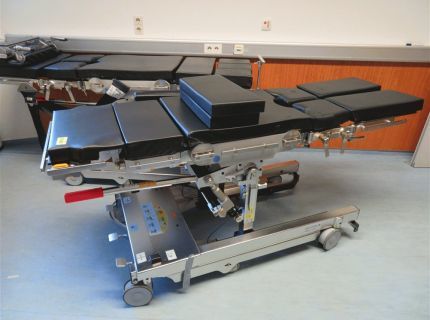 1 OP-Tisch-Transporter Fabr. Maquet/Getinge Typ