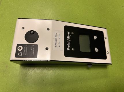 1 Kalibriertester Fabr. Welch Allyn
