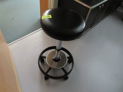 1 Arbeitsdrehhocker Lederbezug schwarz -