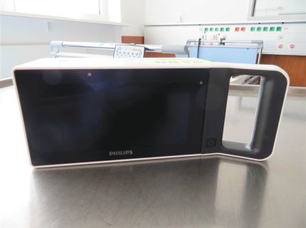 1 tragbarer Patientenmonitor Fabr. Philips