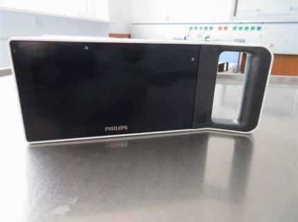 1 tragbarer Patientenmonitor Fabr. Philips