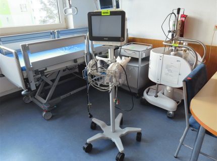 1 Patientenmonitor Fabr. Philips Typ