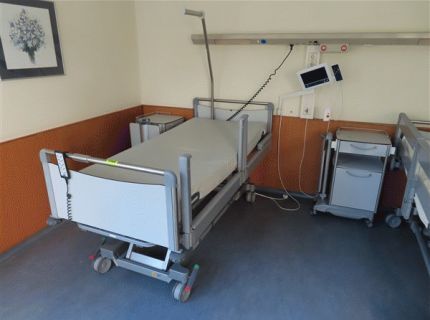 1 Pflegebett Fabr. Stiegelmeyer Typ: