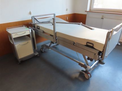 1 Pflegebett Fabr. Stiegelmeyer Typ