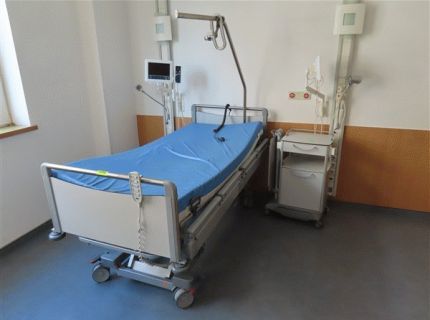 1 Pflegebett Fabr. Stiegelmeyer Typ: