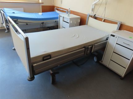 1 Pflegebett Fabr. Stiegelmeyer Typ