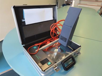 1 Tageslichtprojektor Fabr. Kindermann Typ