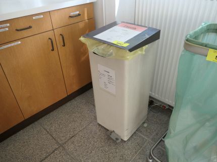 1 Mülleimer