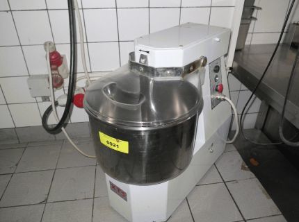 1 Teigknetautomat Fabrikat: XTS