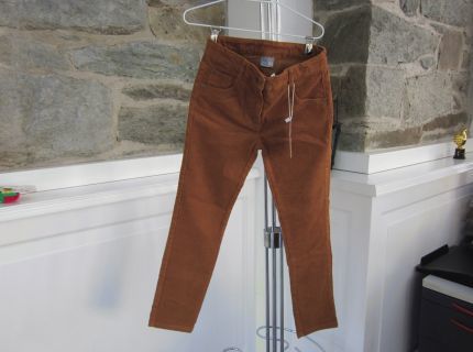1 Hose Farbe braun Marke: