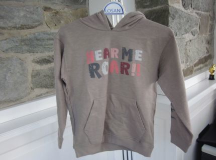 1 Kapuzenpullover beige/braun mit Aufdruck